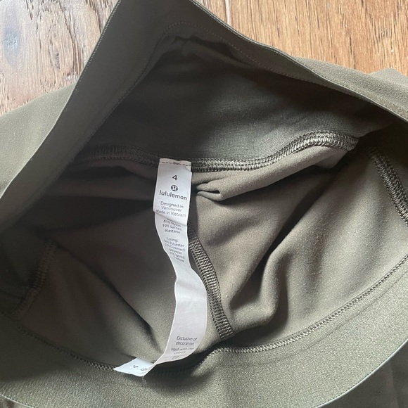 NWOT Rare Lululemon Principal Dancer Golden Lining Tight in Armory - Picture 8 of 10